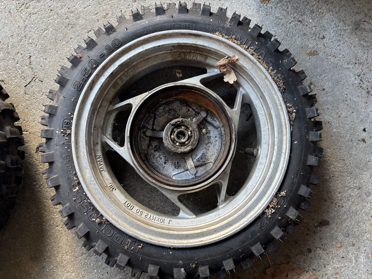 Yamaha Alle Rollerersatzteile: Räder Yamaha Beluga – Gebraucht aus Zürich von Pistonshaft 2