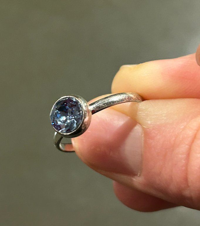 Anelli: Ring - blauer Stein – Usato da Zürich venduto da 202_97cj 1