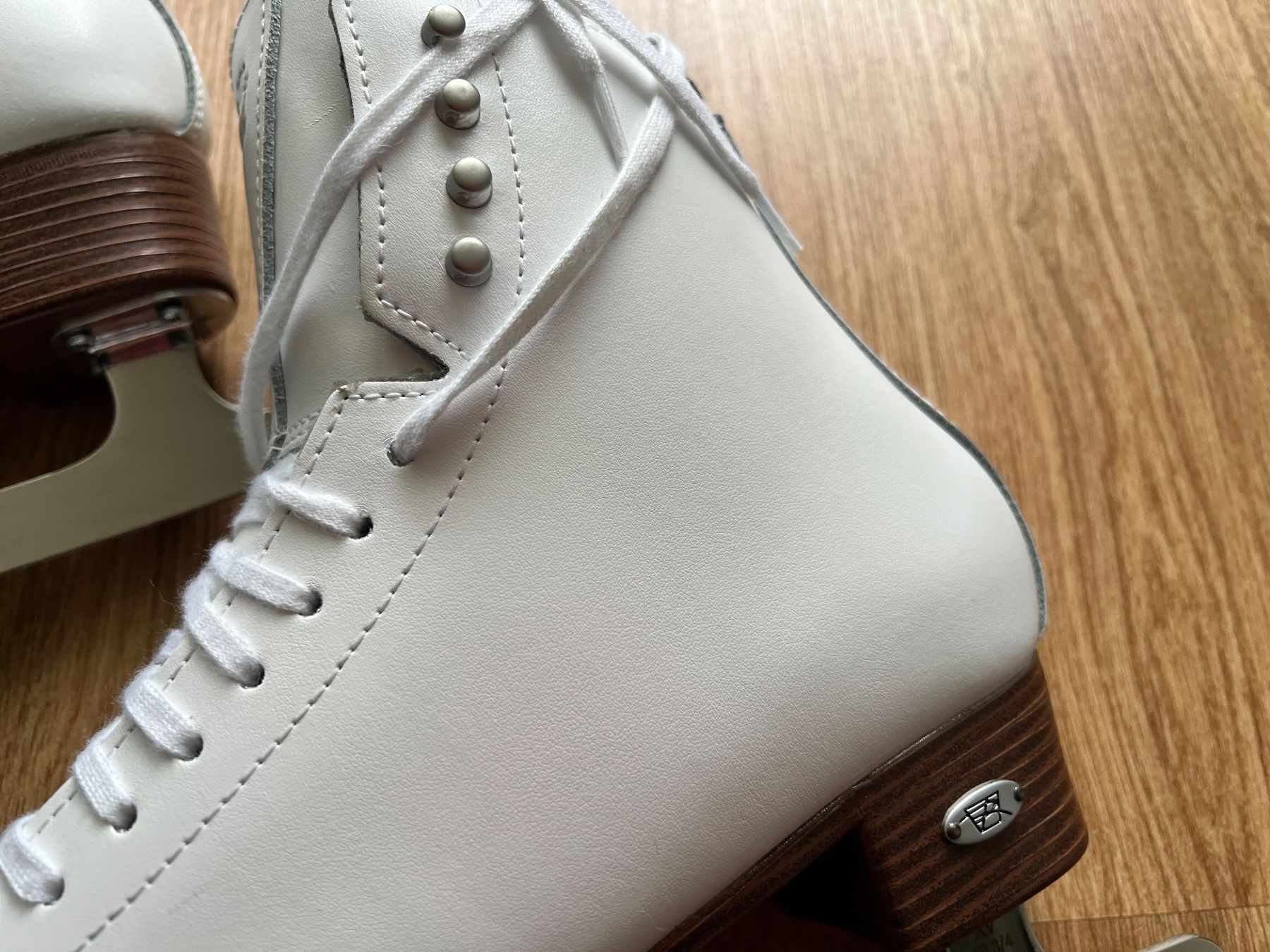 Pattini da ghiaccio: Riedell Diamond Eiskunstlaufschuhe weiss, Grösse 41 – Nuovo (secondo la descrizione) da Winterthur venduto da Hello088x 7