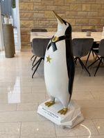 Moët & Chandon Pinguin Figur 140cm – Original Deko