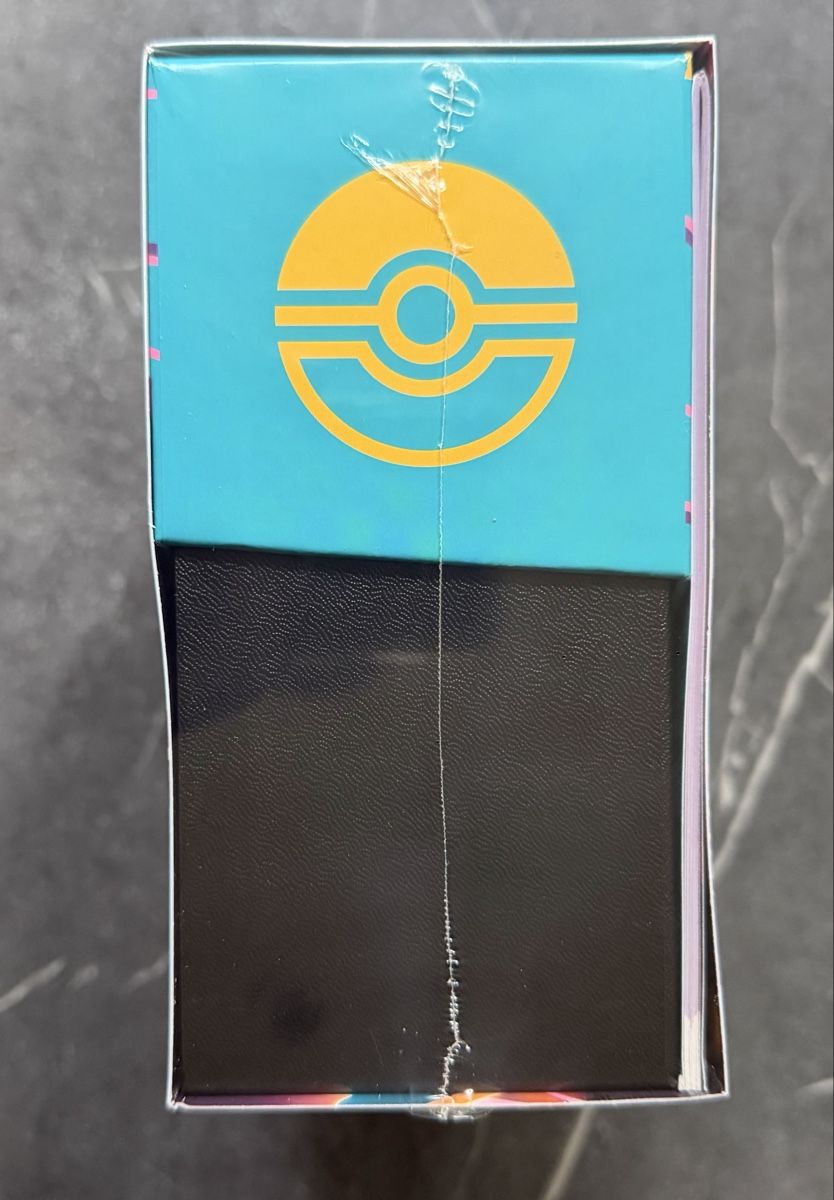 Pokémon Carte collezionabili: Pokémon Héros Transcendants: ETB FR – Nuovo e nell'imballaggio originale da Genève venduto da den_2mrh 3