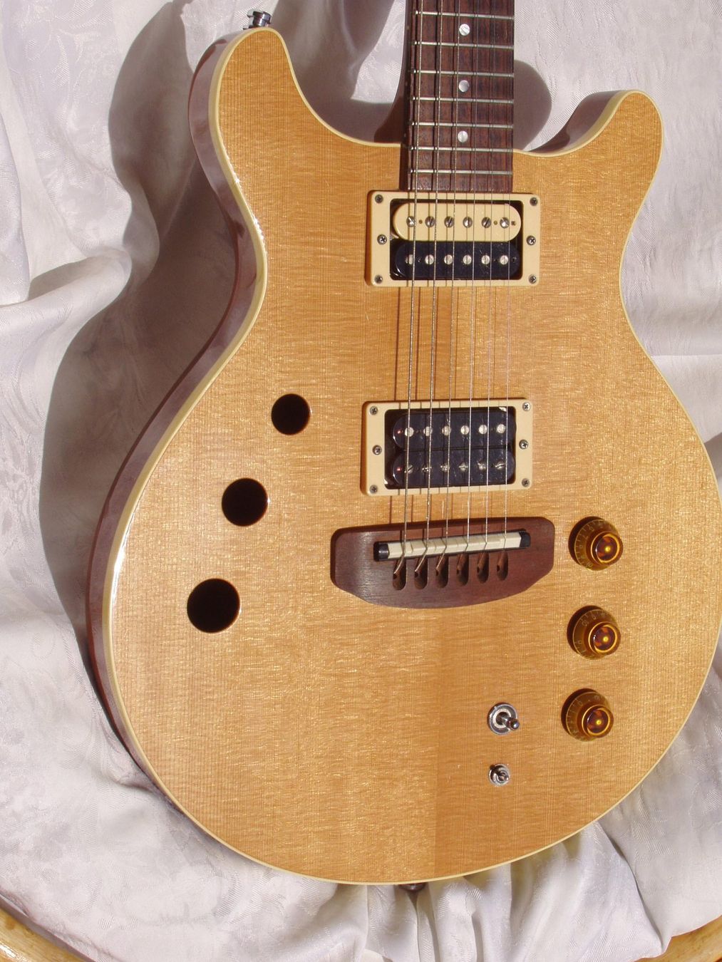 Hamer Strumenti musicali: Guitare électro-acoustique HAMER Duotone. – Usato da Boussens venduto da catfood01 3