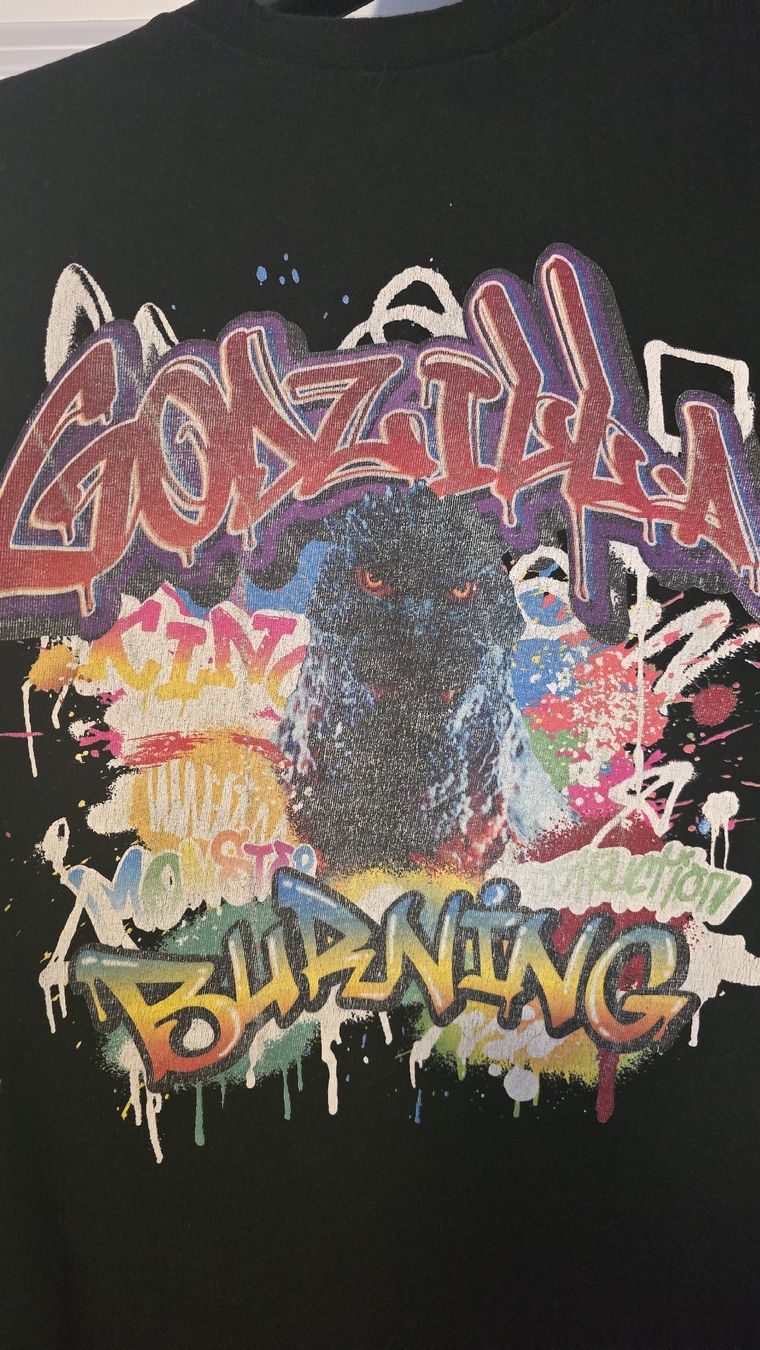 T-shirt: Vintage Godzilla T-Shirt – Usato da Spreitenbach venduto da Frenk_pops 1