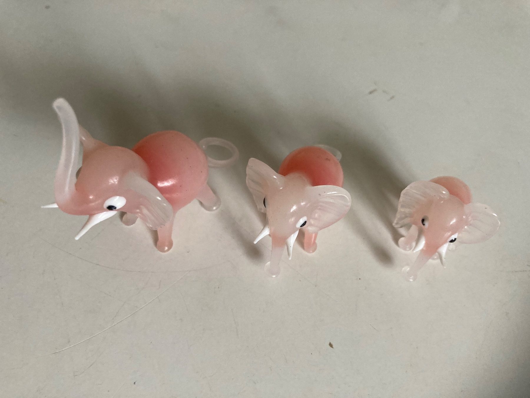 Figurines: 3 rose Elefanten – D'occasion à Zürich par Chaeffeler 1