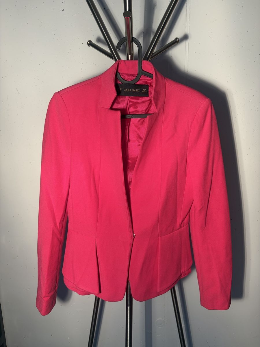 Zara Jacken: Blazer Zara Basic pink Farbe Grösse XS – Gebraucht aus Büsserach von SalebyGianni