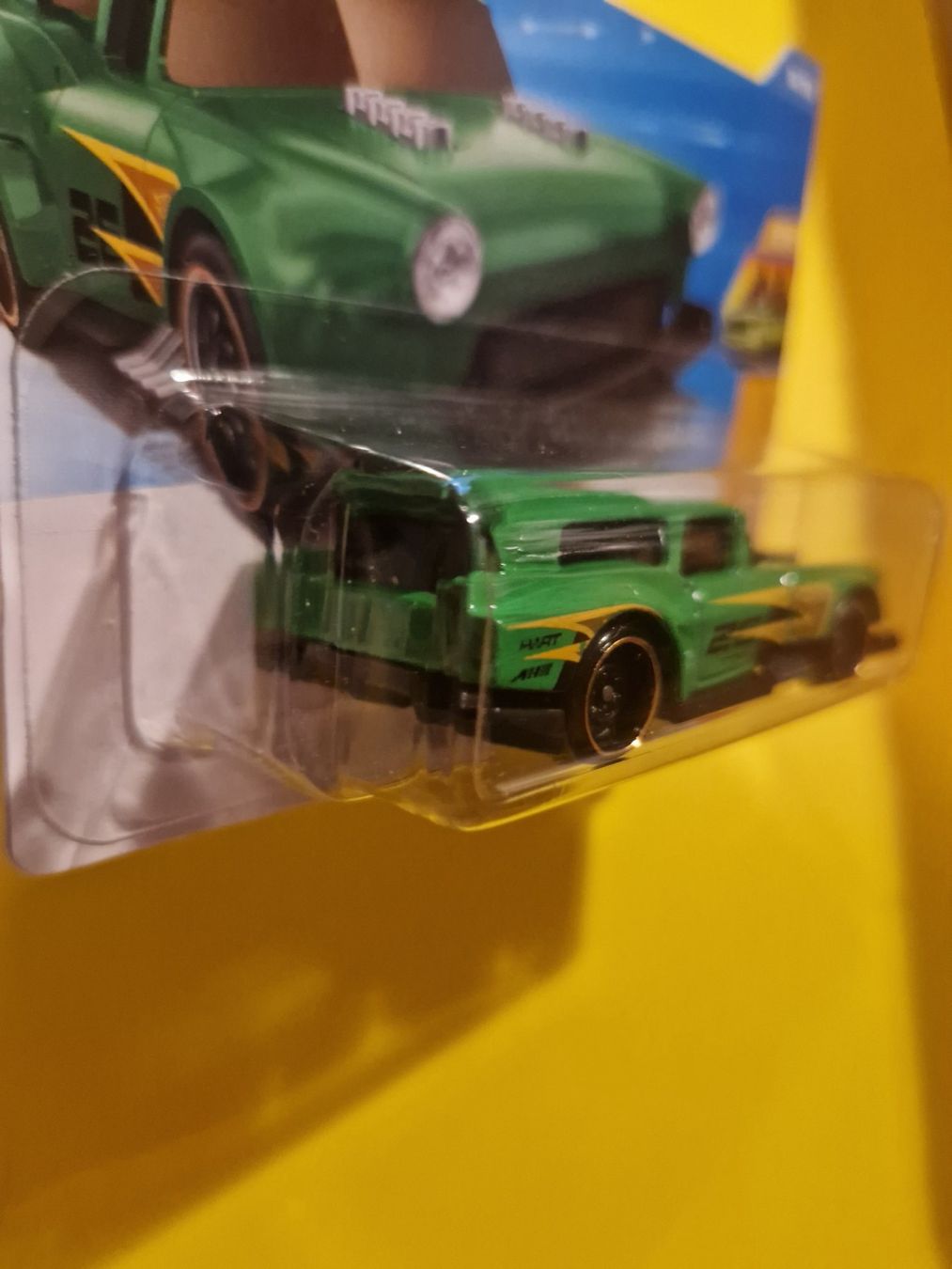 Hot Wheels Modellini d'auto: Hot Wheels GONE MAD – Nuovo e nell'imballaggio originale da Oftringen venduto da Rotor 3