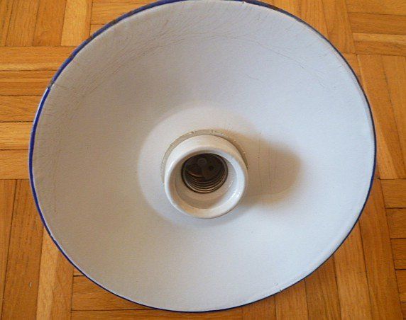 Lampade: Email - Lampe mit Sicherungsschutz – Usato da Effretikon venduto da Heimstudio 5