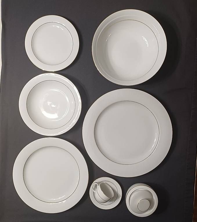 Set di piatti: Zeitloses  TOGNANA  32 teiliges  – Usato da Zürich venduto da roman87788 2