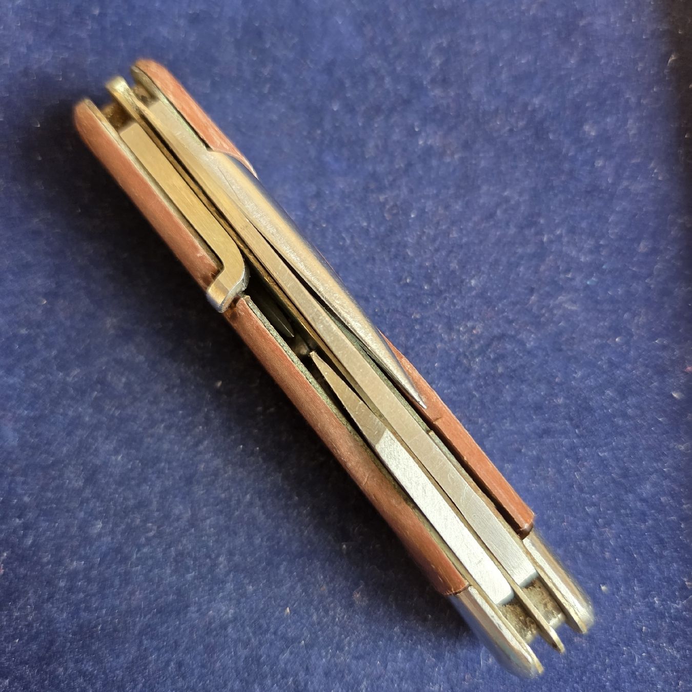 Wenger Taschenmesser: Sackmesser Wenger 54 – Gebraucht aus Stans von Ducati16 1