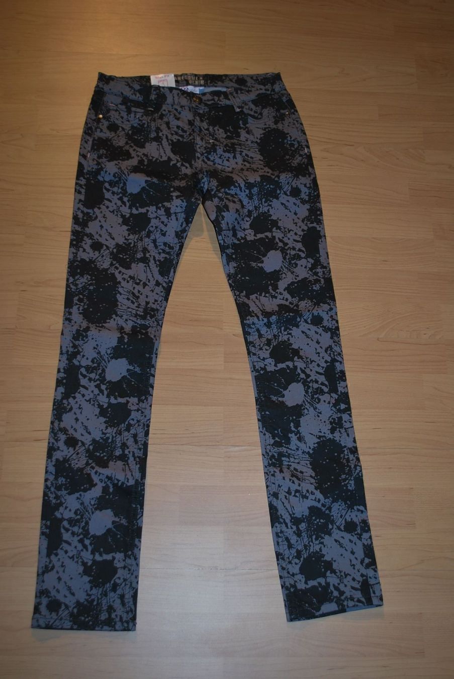 Pantaloni: 2 Jeans INSIDE Taille 164 Neufs – Nuovo (secondo la descrizione) da Cossonay-ville venduto da Super-Price-Quality 2