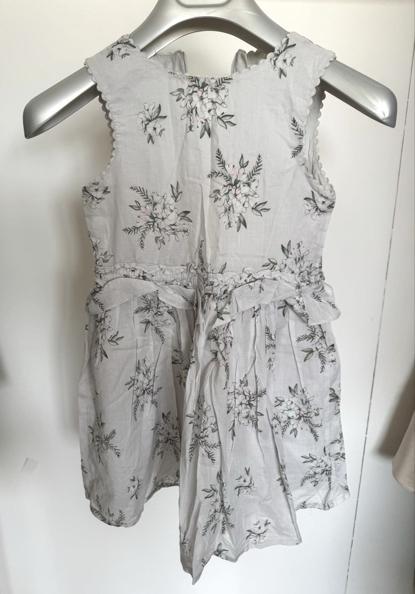 Next Kleider & Röcke: Next blumig kleid – Neu (gemäss Beschreibung) aus Zürich von di_archive