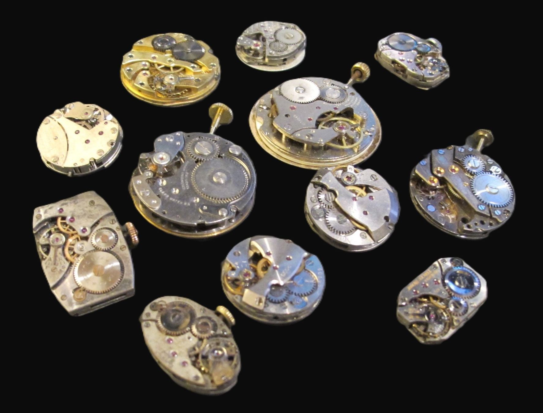 Orologi: 12 Stk. Uhrwerke Movement Watch Uhr Clockwork – Usato da Schwanden GL venduto da UHRKNALL