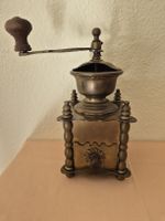 Antike Kaffeemühle aus Messing, Rarität!