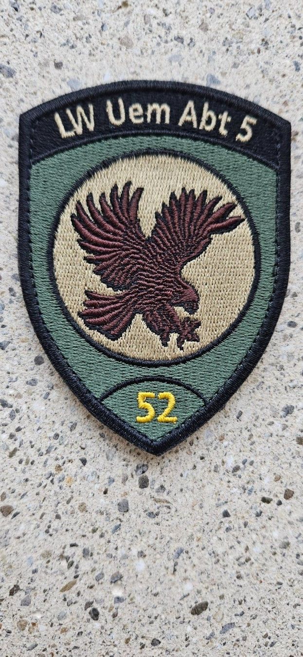 Schweizer Armee Placchette & Badge: *** Badge Luftwaffe mit klett *** – Nuovo e nell'imballaggio originale da Riedholz venduto da fr_sIruP