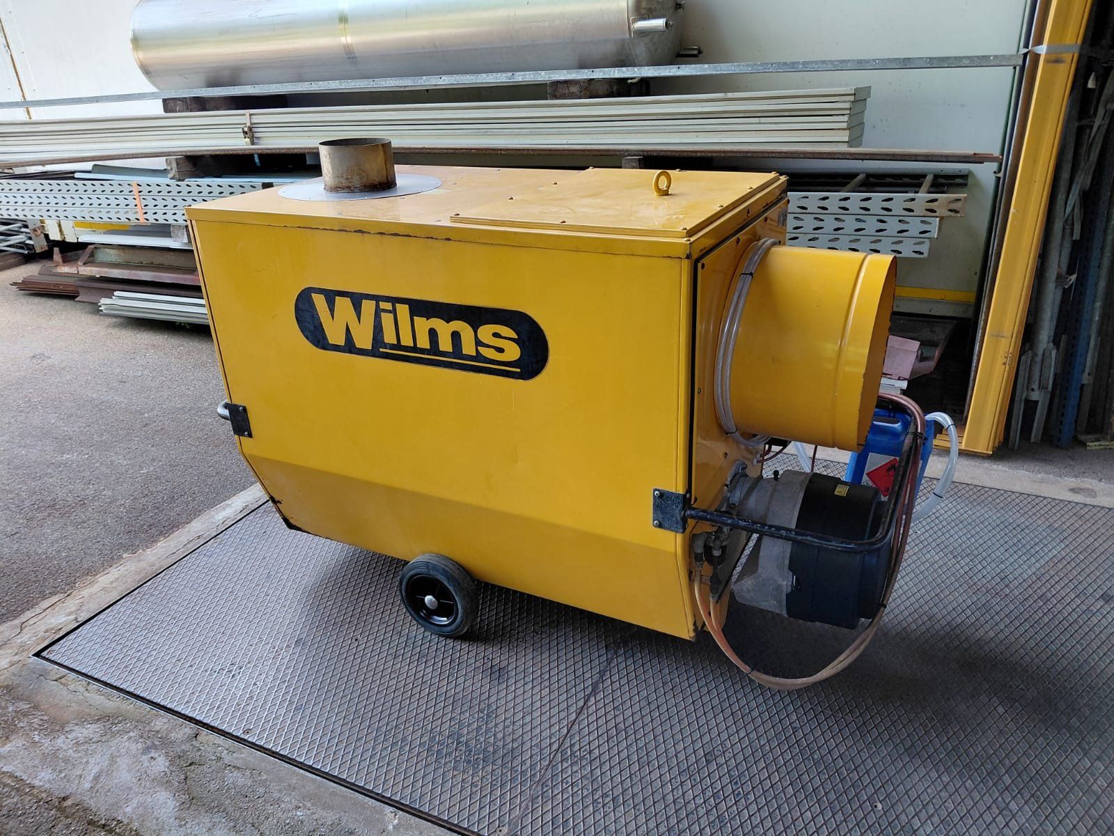 Radiatori: Warmluftofen Wilms 115 kw, 230 Volt – Usato da Ulisbach venduto da MSH01