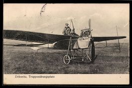 Döberitz, Flugzeug auf dem Flughafen vo