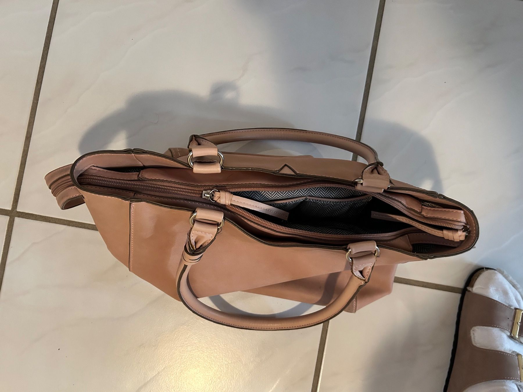 Gabor Taschen für Damen: Damenhandtasche – Gebraucht aus Gutenswil von walker60 2
