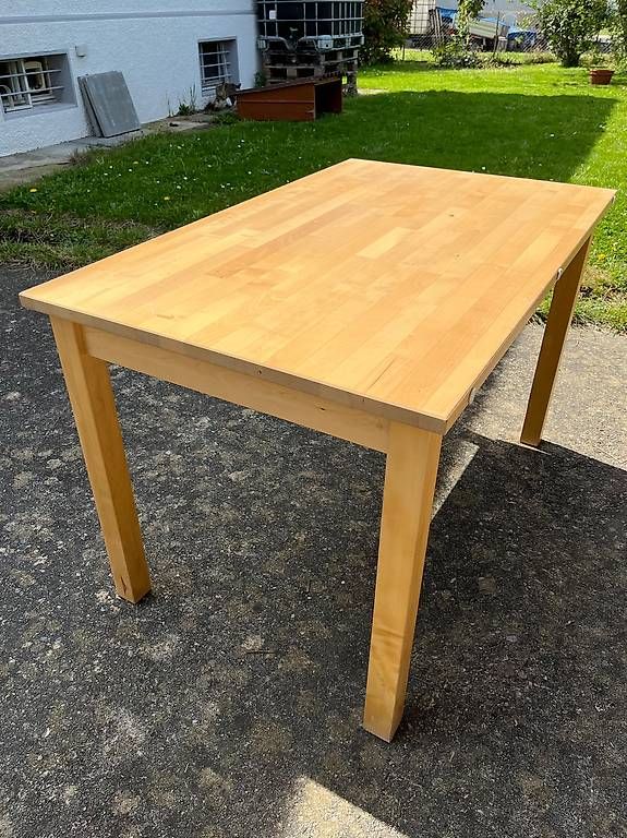 Tische: Jolie table bois clair – Gebraucht aus Yvonand von Dan2202 1