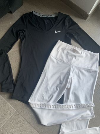 2 er Nike Sport Set Top Shirt und Leggings Grösse S