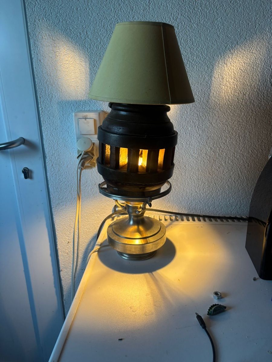Lampade: Tischlampe – Usato da Uznach venduto da lul_btn2