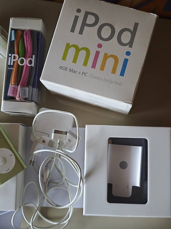 Apple PC: Collezione Apple Vintage – Usato da Breganzona venduto da kik_kz8d 2