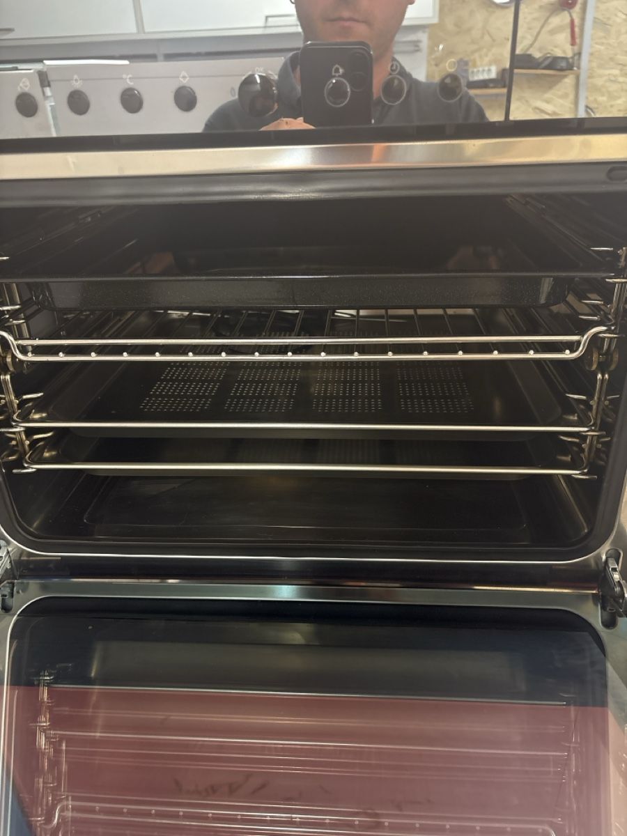 V-Zug Backöfen: Combi Steamer XSL und XSE Backofen  – Gebraucht aus Zollbrück von Markus7 4