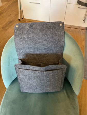 Filz-Taschenorganisator, neuwertig, grauer Organizer