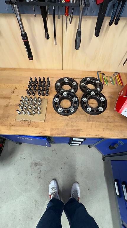 Mercedes-Benz Accessori per altri veicoli: G-Klasse 20 mm Spurplatten 4stk – Usato da Zürich venduto da Evil80 1