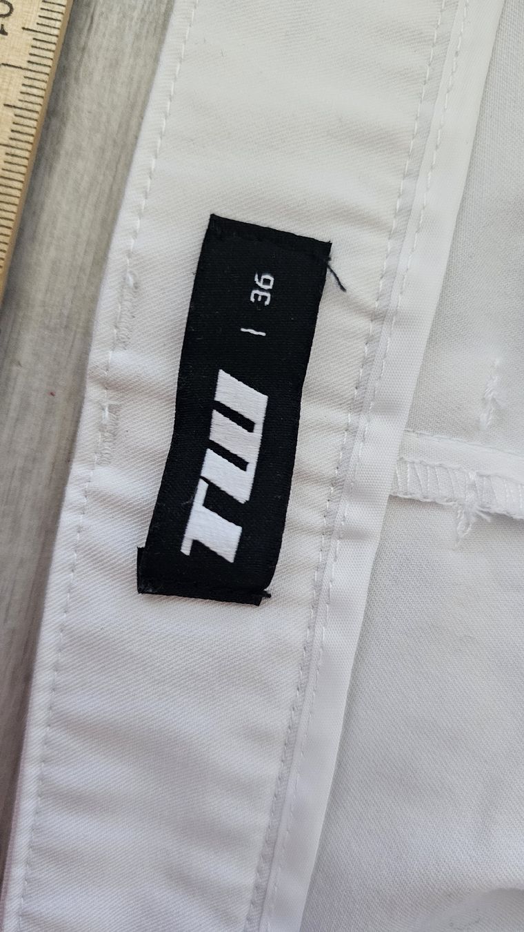Tally Weijl Pantaloni: weisse Stoffhose, Grösse 36 – Nuovo (secondo la descrizione) da Dintikon venduto da MiaCi 2