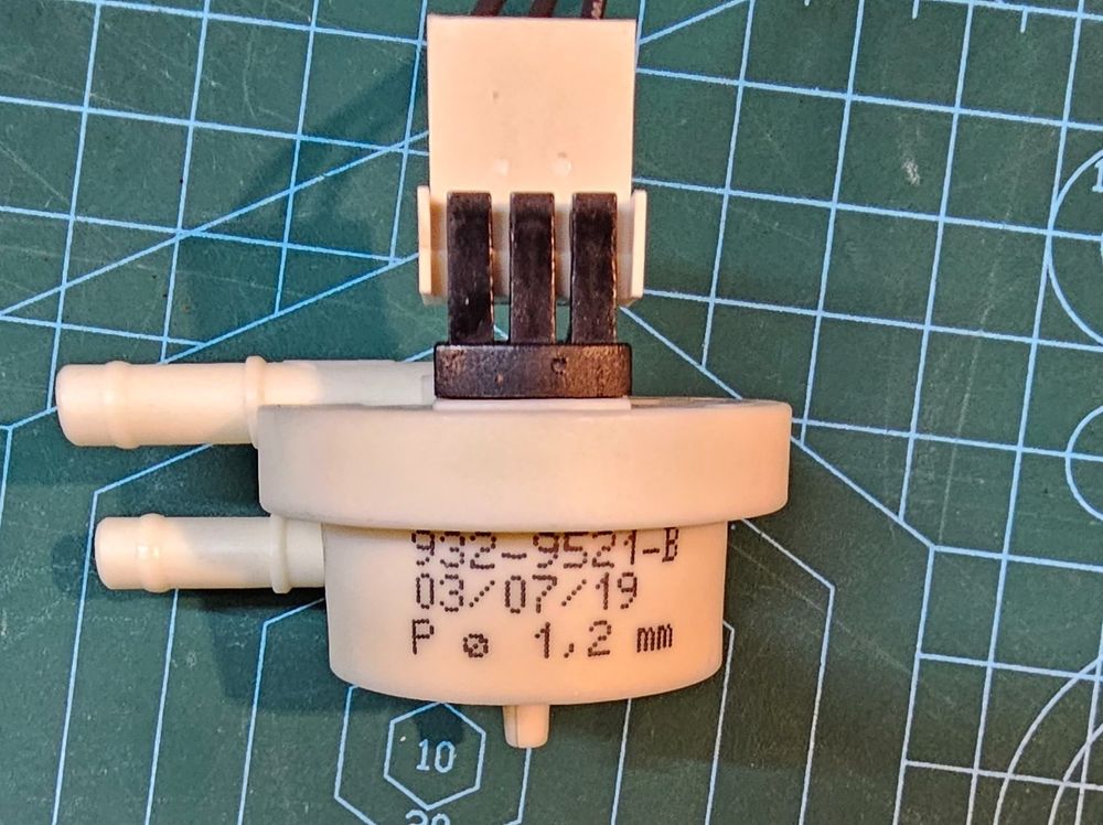 VOLUMETRIC FLOW METER SENSOR FOR PHILIPS EP3550 (Gebraucht) in ...
