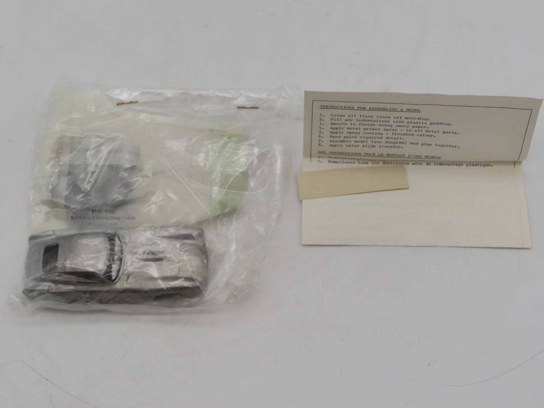 Modellini d'auto: John Day Alfa Romeo Coupe Bausatz – Usato da Reinach BL venduto da WBZ-Flohmarkt