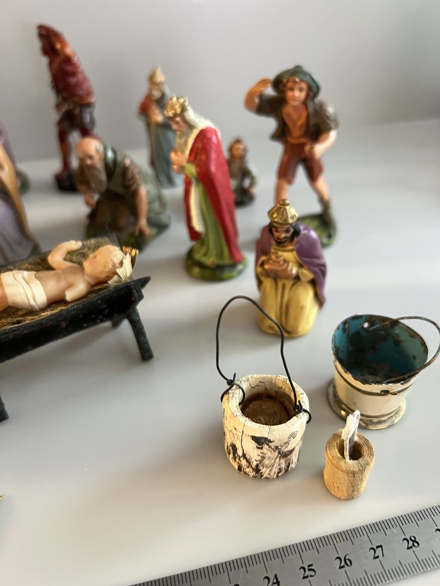 Statuette: Krippenfiguren Set mit Tieren   – Usato da chur venduto da Ika11 4