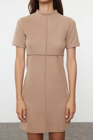 weiches, kurzes Kleid von Zara. Größe S