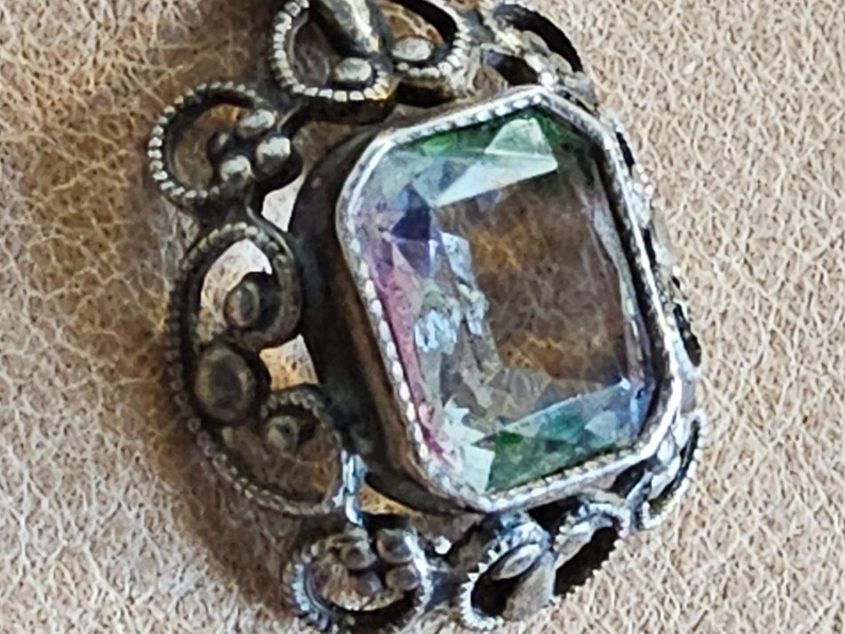 Anhänger: Antiker Silber Irisglas Rheinkiesel Anhänger mit Kette – Gebraucht aus Zürich von SciTec