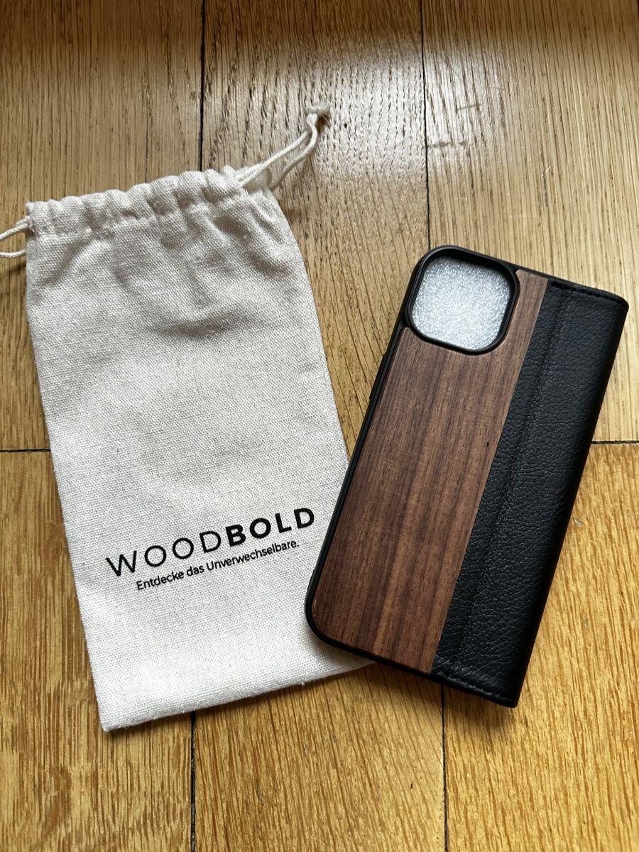 Cover & Protezioni schermo: Woodbold iPhone 14 Cover Holz – Nuovo e nell'imballaggio originale da Chur venduto da auroraley 1