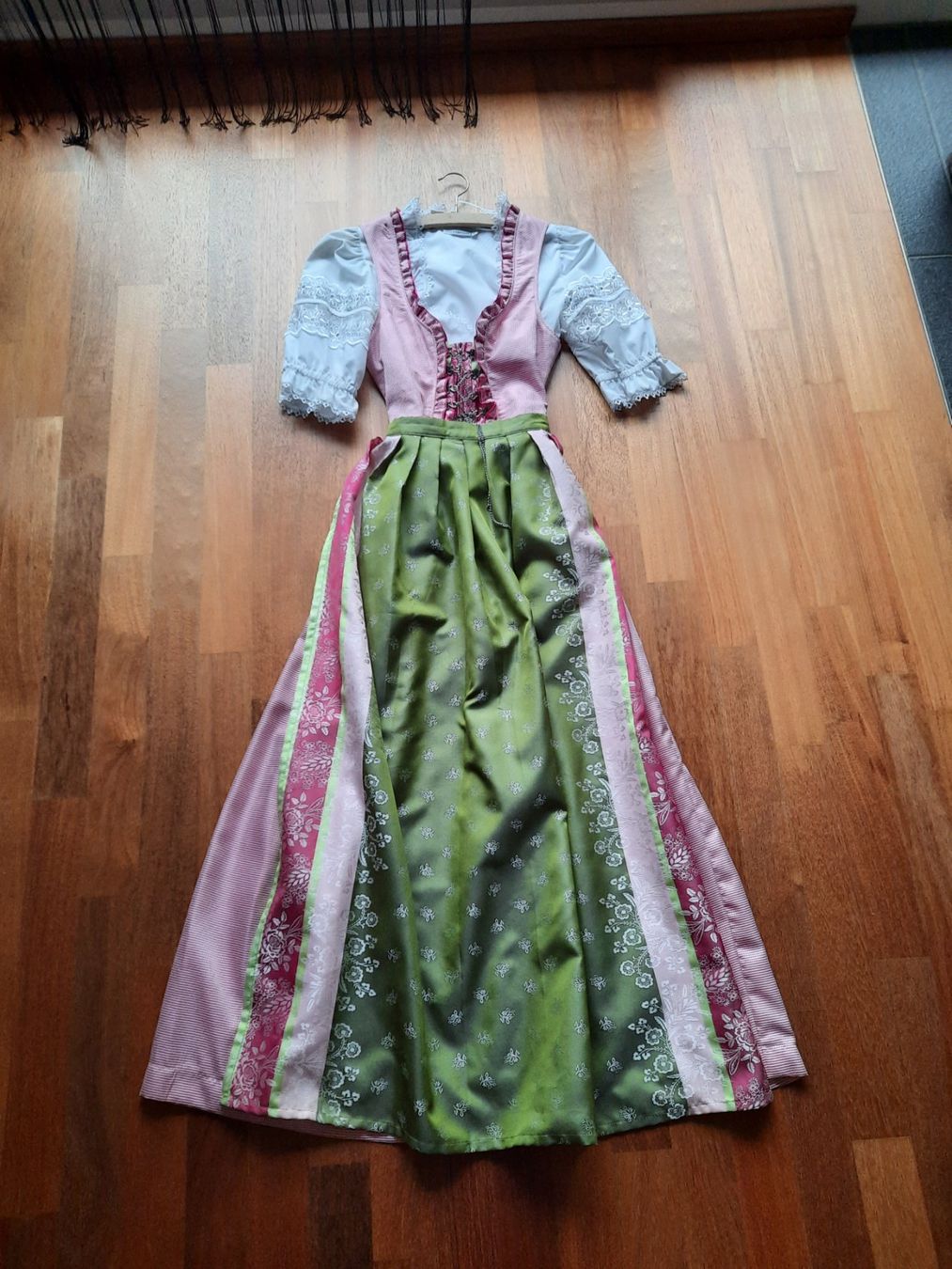 Vestiti: STOCKERPOINT  Damen Tracht/Dirndl Gr.36 ***NEU** – Nuovo e nell'imballaggio originale da Buchs SG venduto da miska01 3