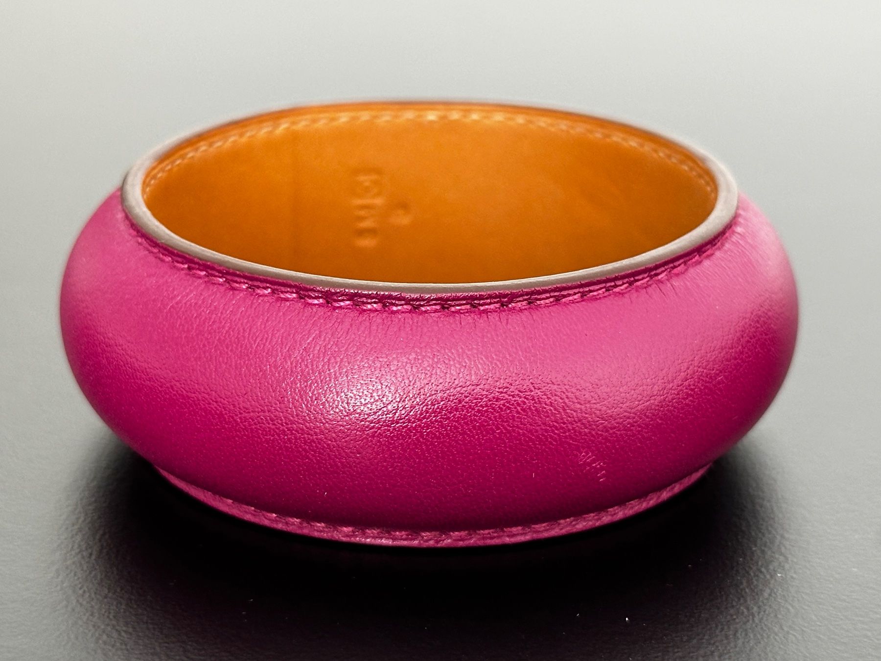 Hermès Armbänder & -reifen: Hermes Lederarmreif, Gr.S – Gebraucht aus Mörschwil von Marroni13