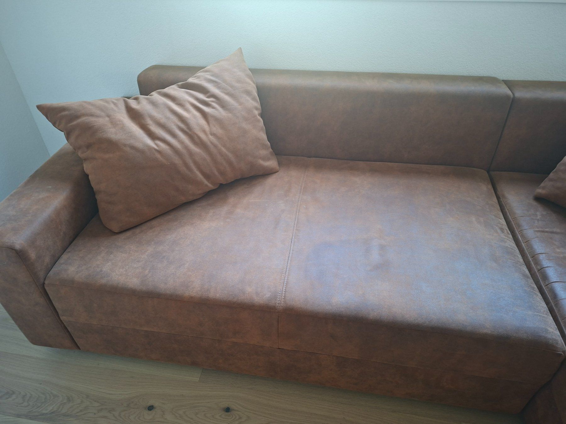 Sofas: Ecksofa mit Schlaffunktion – D'occasion à Lausen par ulla.rima 2