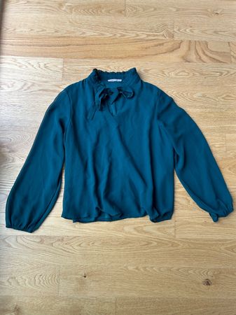 Elegante Chiffon-Bluse Smaragdgrün Gr. 38 neuwertig