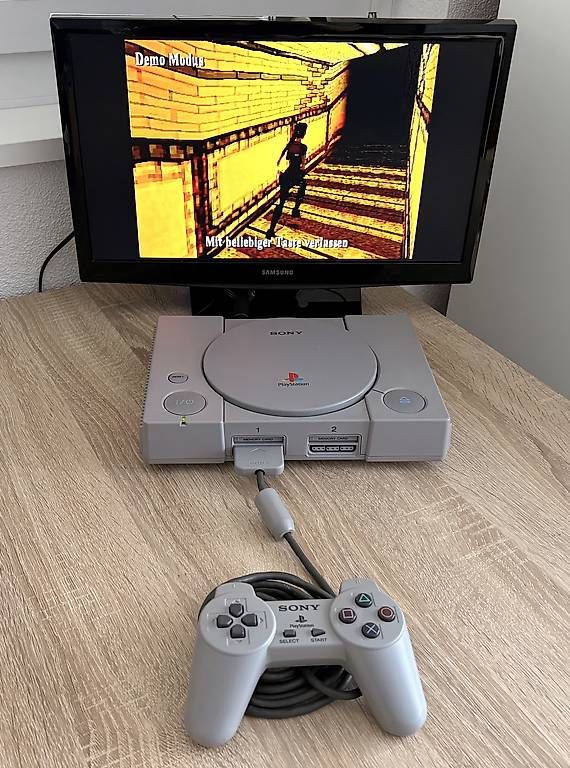 Console: Playstation 1 SCPH-7502 inkl. Controller  – Usato da Ebnat-Kappel venduto da Snowhead 4