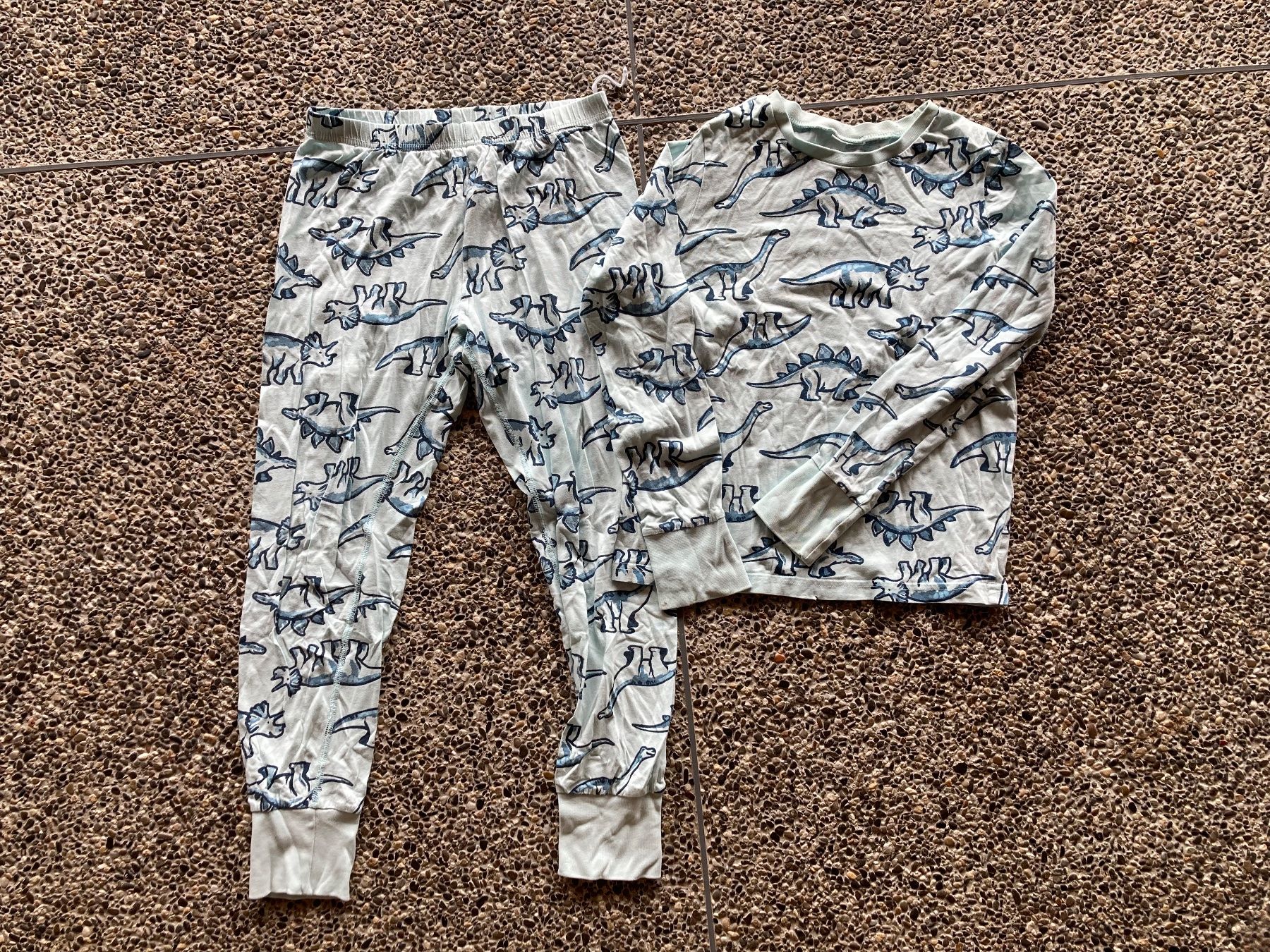 H&M Pigiama & Simili: Pyjama Dino 100% BW, Gr. 134/140 – Usato da Aetingen venduto da Nadinsky