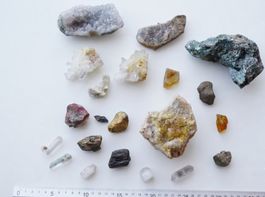 Mineralien  Ganzes   Lot  Gemischt     Räumung (15)