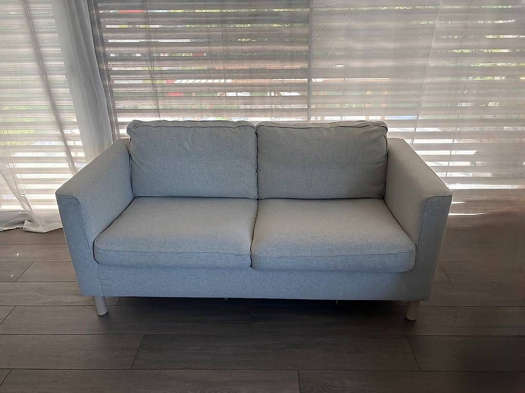 Ikea Divani: Sofa PÄRUP Gunnared Beige – Usato da Winterthur venduto da mar_6zwq