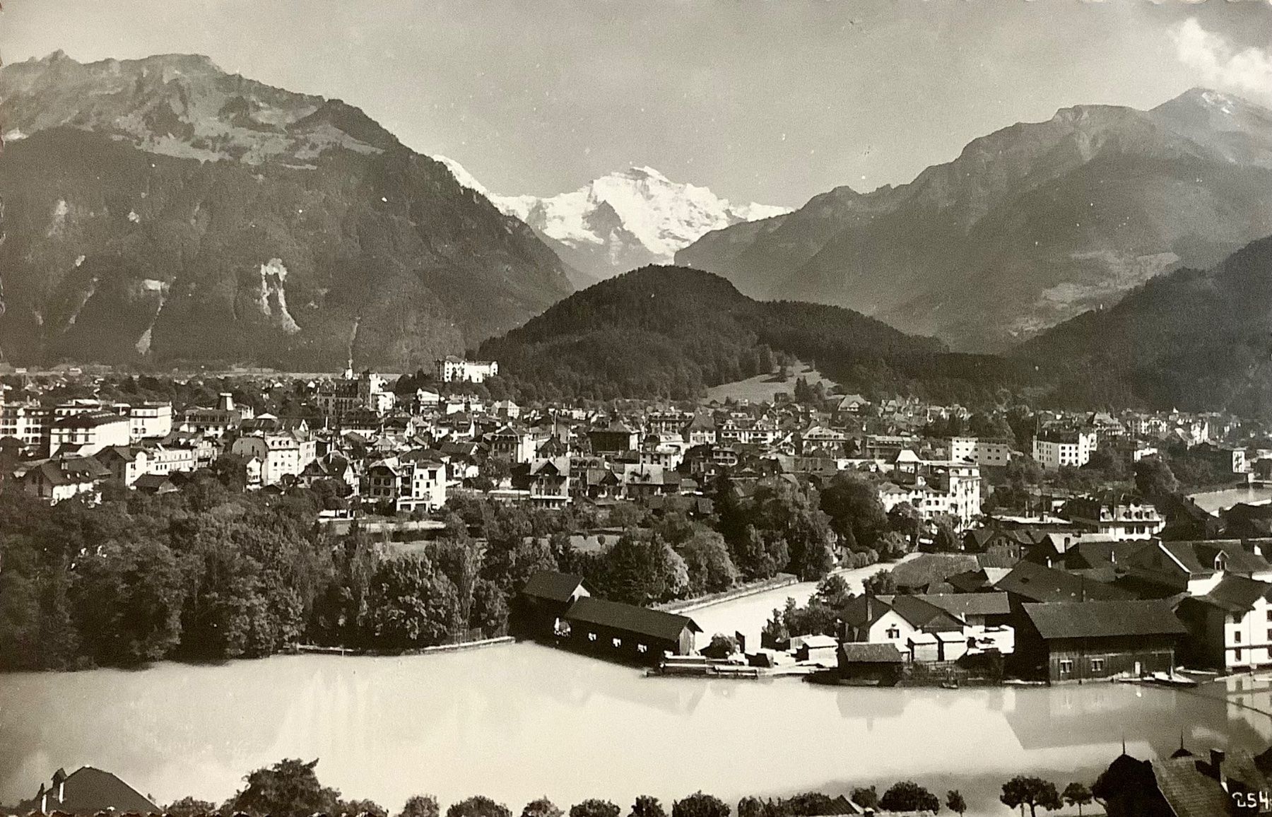 Cartoline postali: INTERLAKEN mit Jungfrau - Berner Oberland – Usato da Root venduto da ENGLAND-TREASURES 1