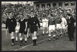 Fotografie Fussball Länderspiel, Einmar