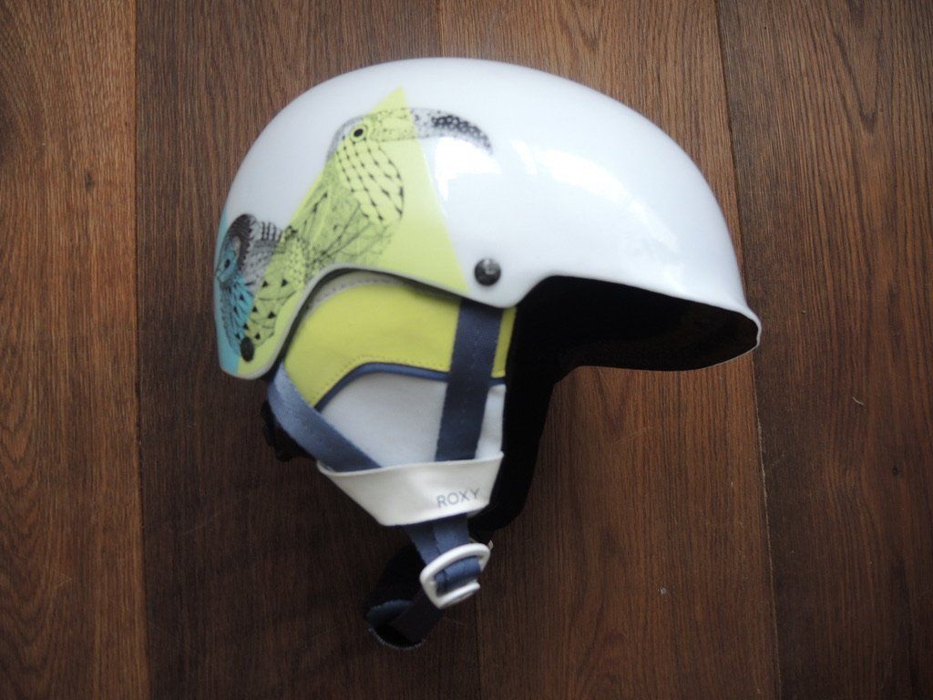 Caschi: Kinder Roxy Snowboard/Ski Helm Gr. 54cm – Usato da Steffisburg venduto da AppOffDotCom 1