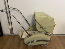 Kinderwagen aus den 40-er/50-er Jahren ! Vintage !
