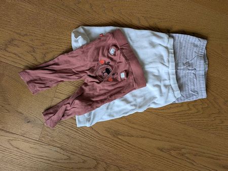 Baby Hosen 3x Grösse 68