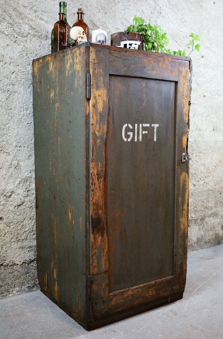 Armoires: Werkstattschrank Werkzeugschrank "Gift" – D'occasion à Birrwil par brandschatz_birrwil 4