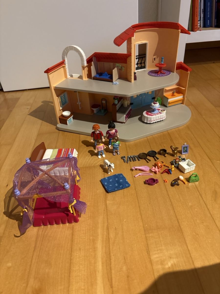 Playmobil Giocattoli: Playmobil Haus – Usato da Nottwil venduto da wasserlufterde